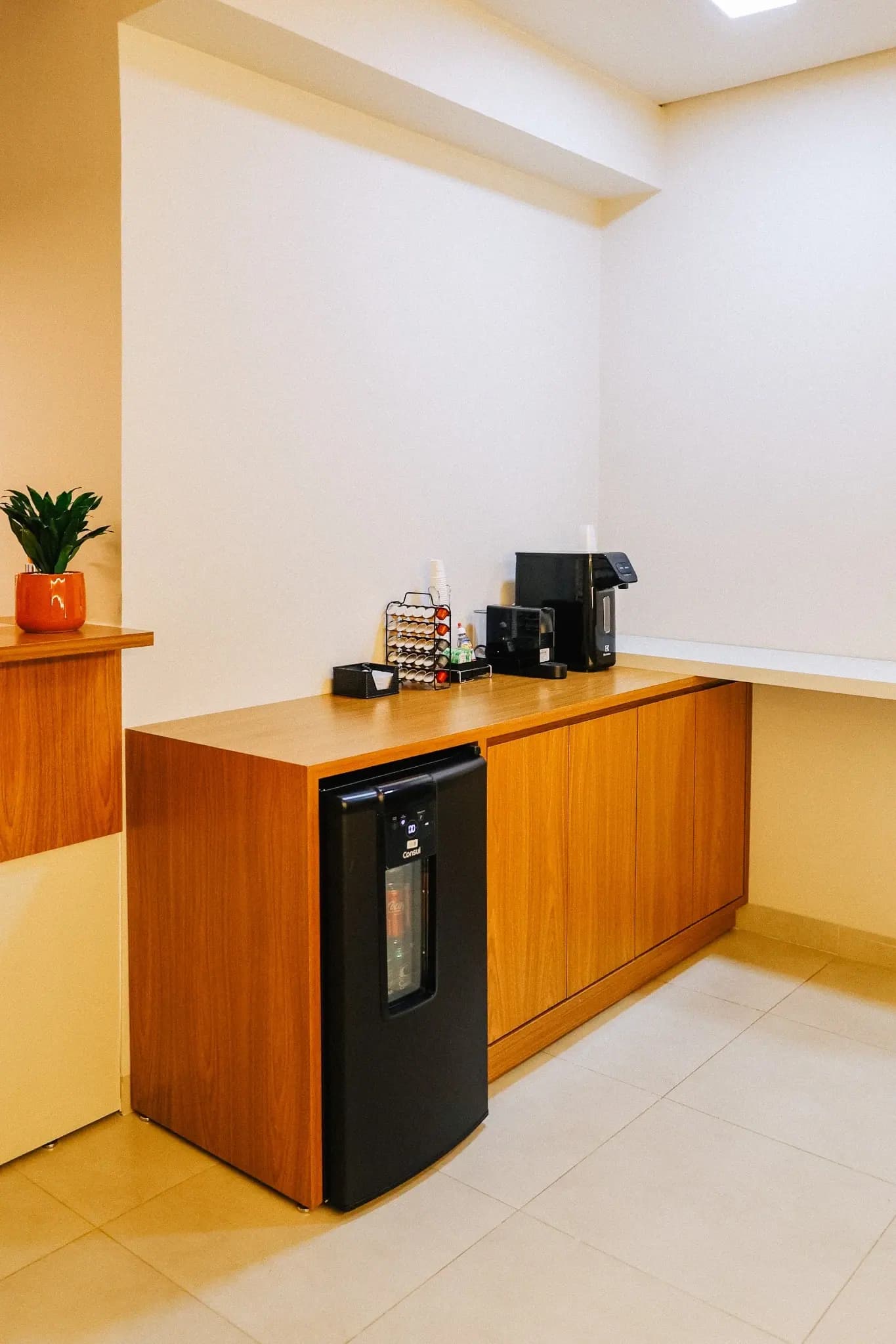 Área de café e apoio